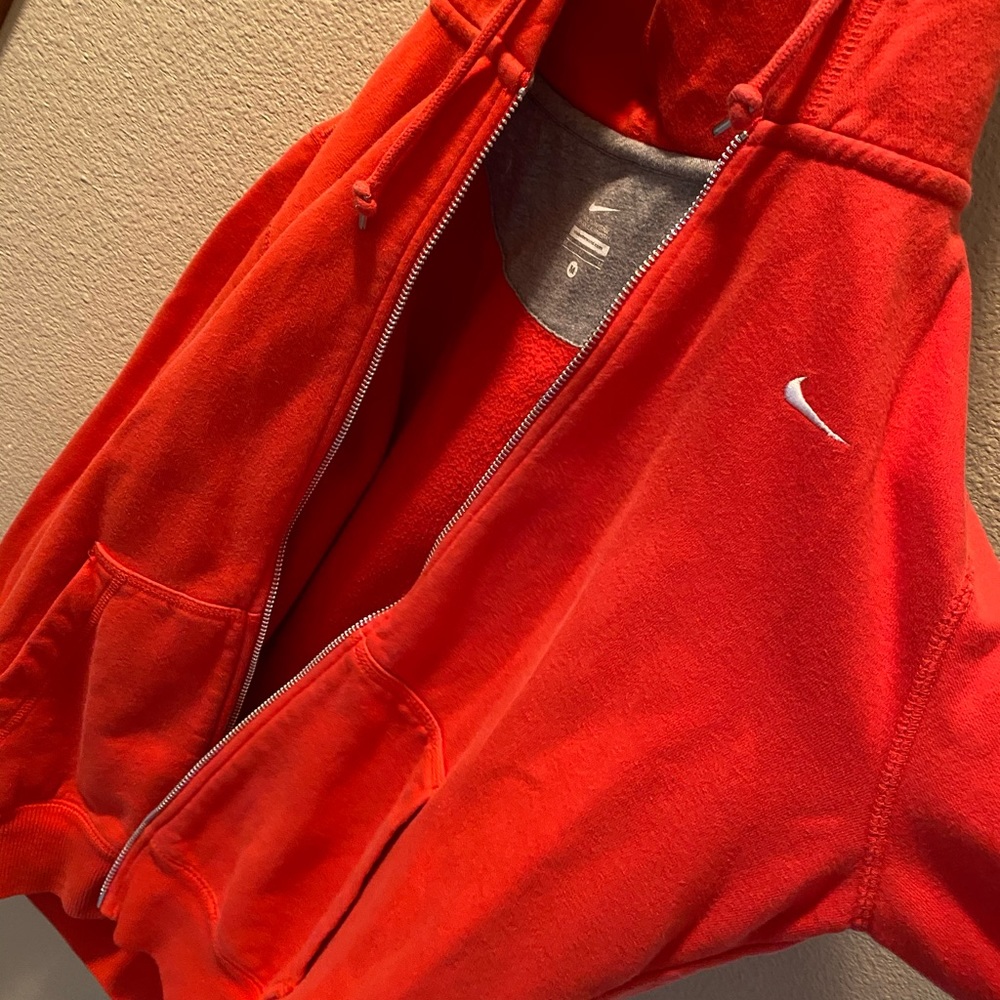 Women’s Nike Zip-Up Red M